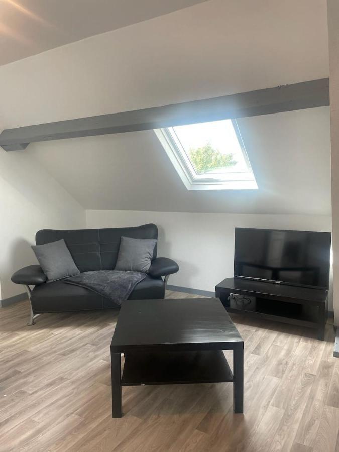 Superbe Loft Neuf - 1 Chambre- Face Au Chateau Sedan Exterior photo